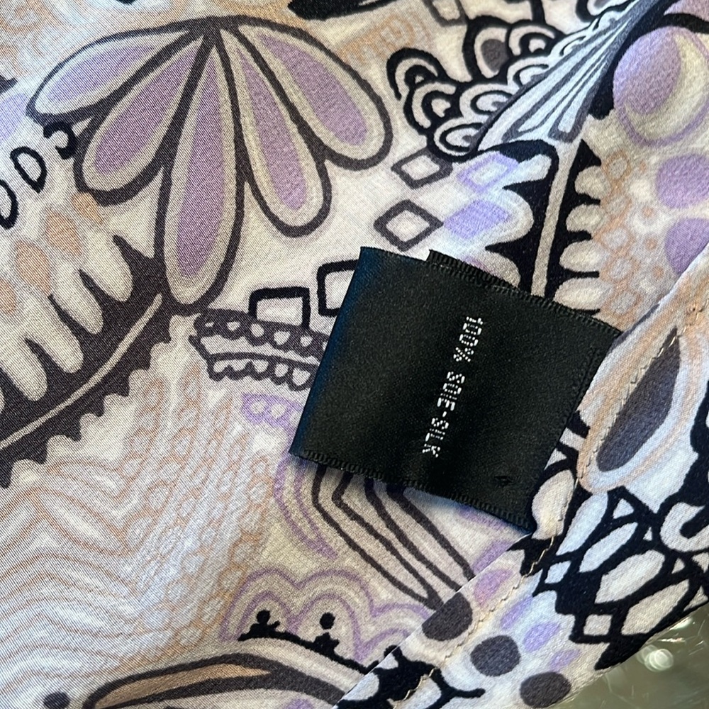 blouse - Picture 6 of 6